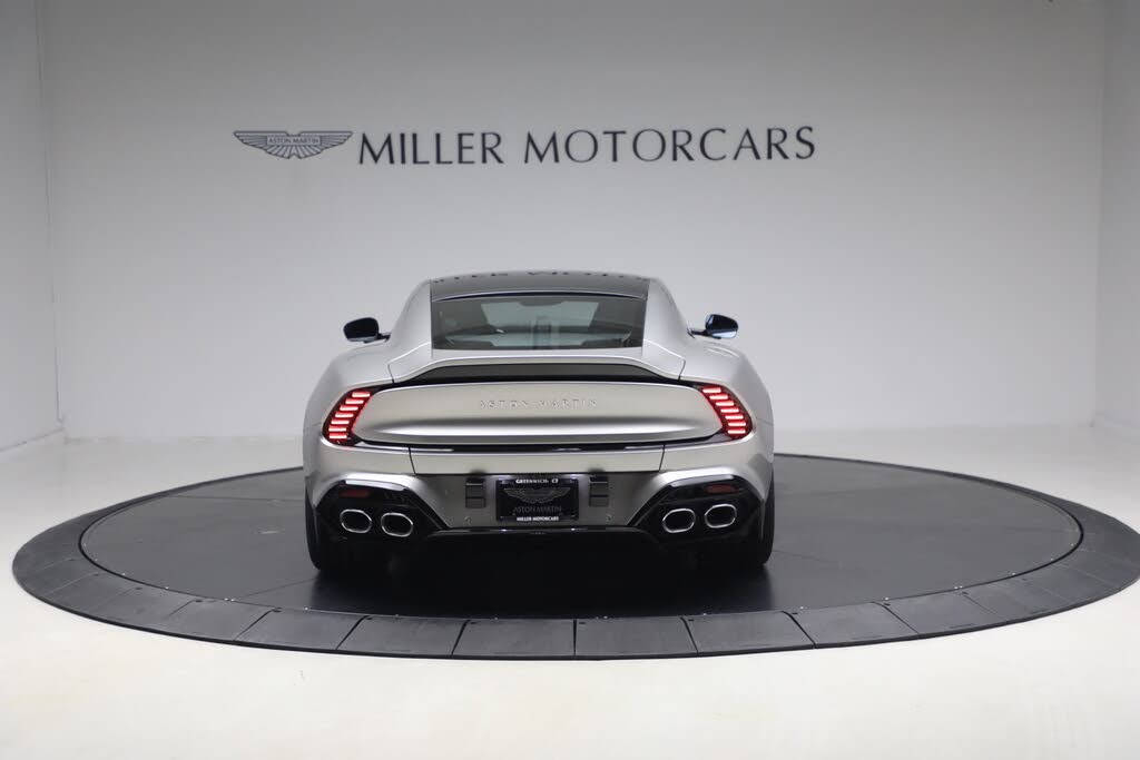 2026 Aston Martin Vanquish Coupe RWD photo 6