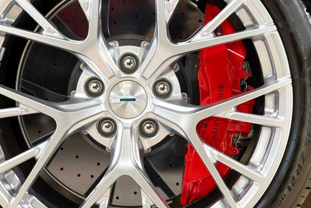 2026 Aston Martin Vanquish Volante RWD photo 11