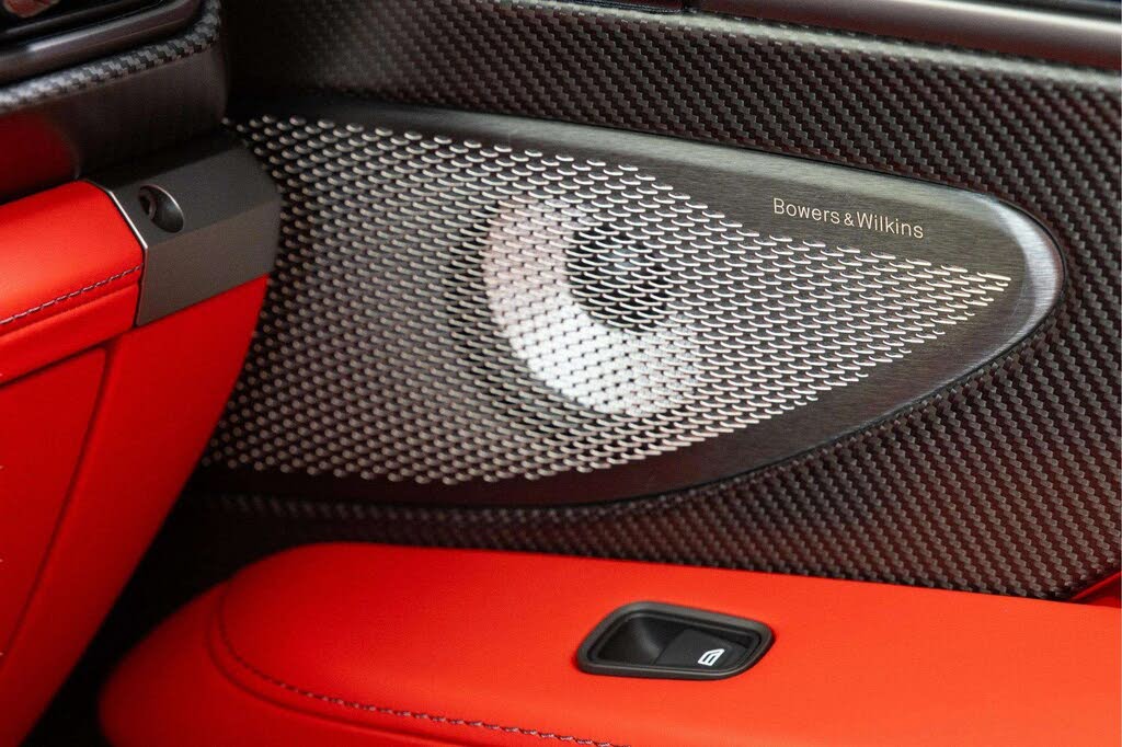 2026 Aston Martin Vanquish Volante RWD photo 16