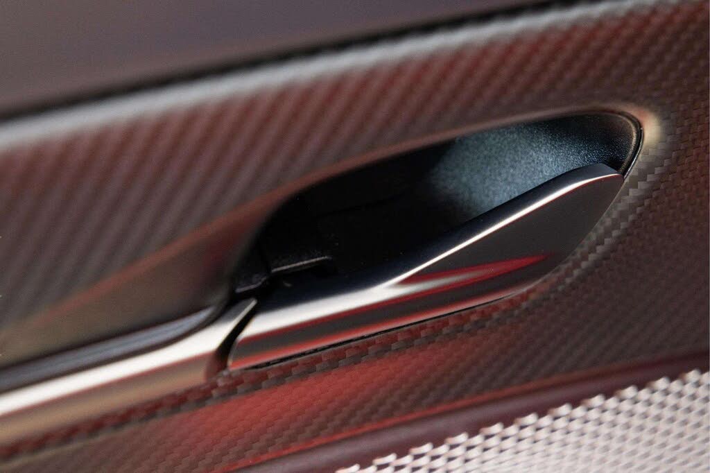 2026 Aston Martin Vanquish Volante RWD photo 24