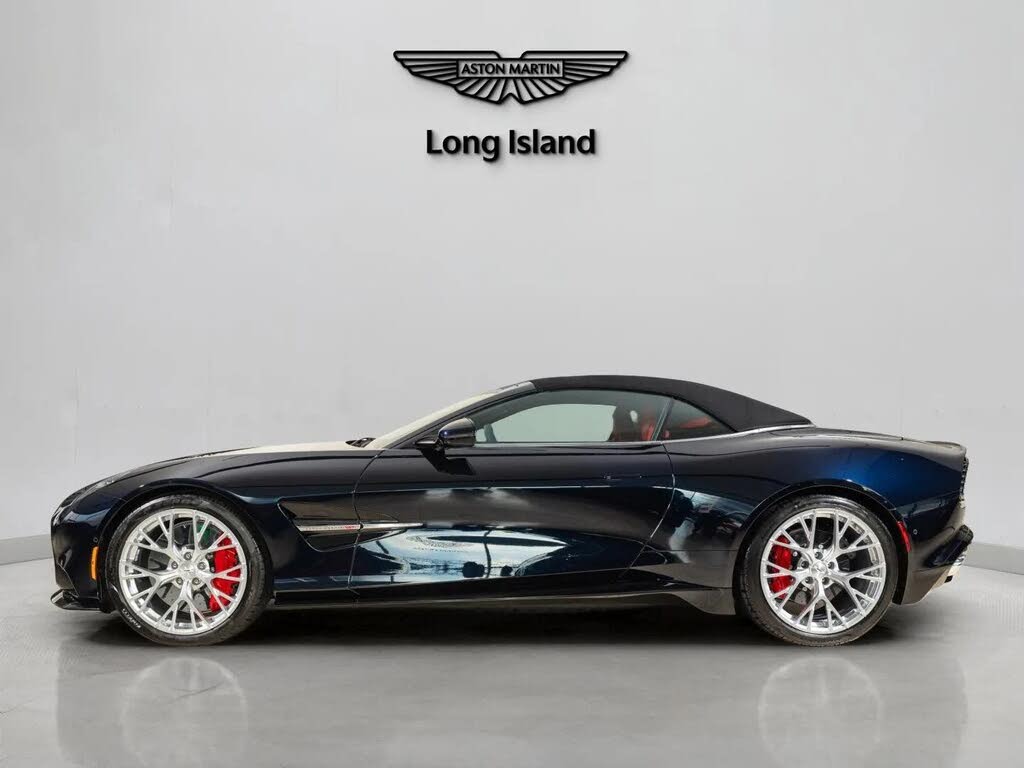 2026 Aston Martin Vanquish Volante RWD photo 9