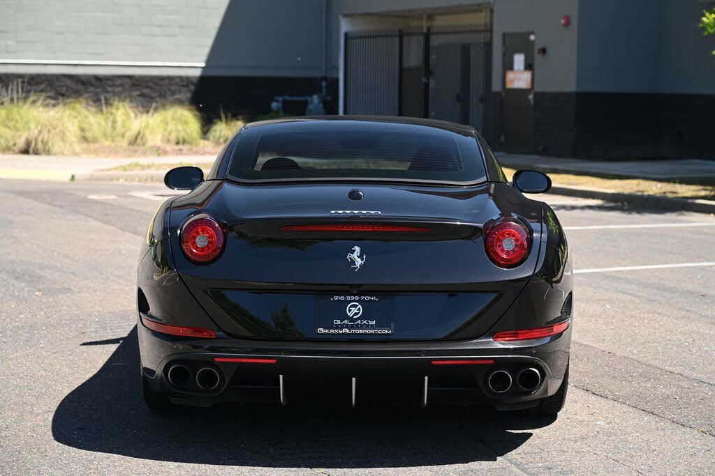 2016 Ferrari California T Roadster photo 14