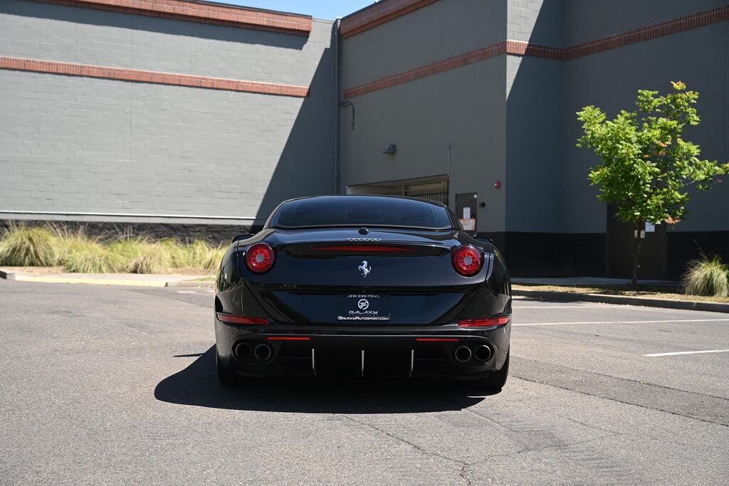 2016 Ferrari California T Roadster photo 15