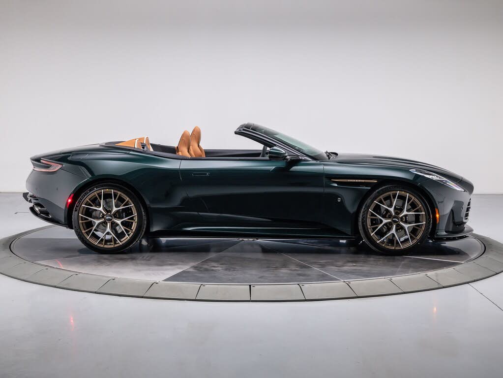 2026 Aston Martin DB12 Volante RWD photo 13