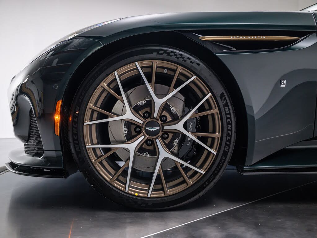 2026 Aston Martin DB12 Volante RWD photo 4