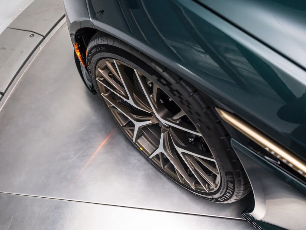 2026 Aston Martin DB12 Volante RWD photo 8
