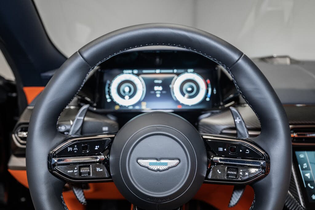 2026 Aston Martin Vanquish Volante RWD photo 11