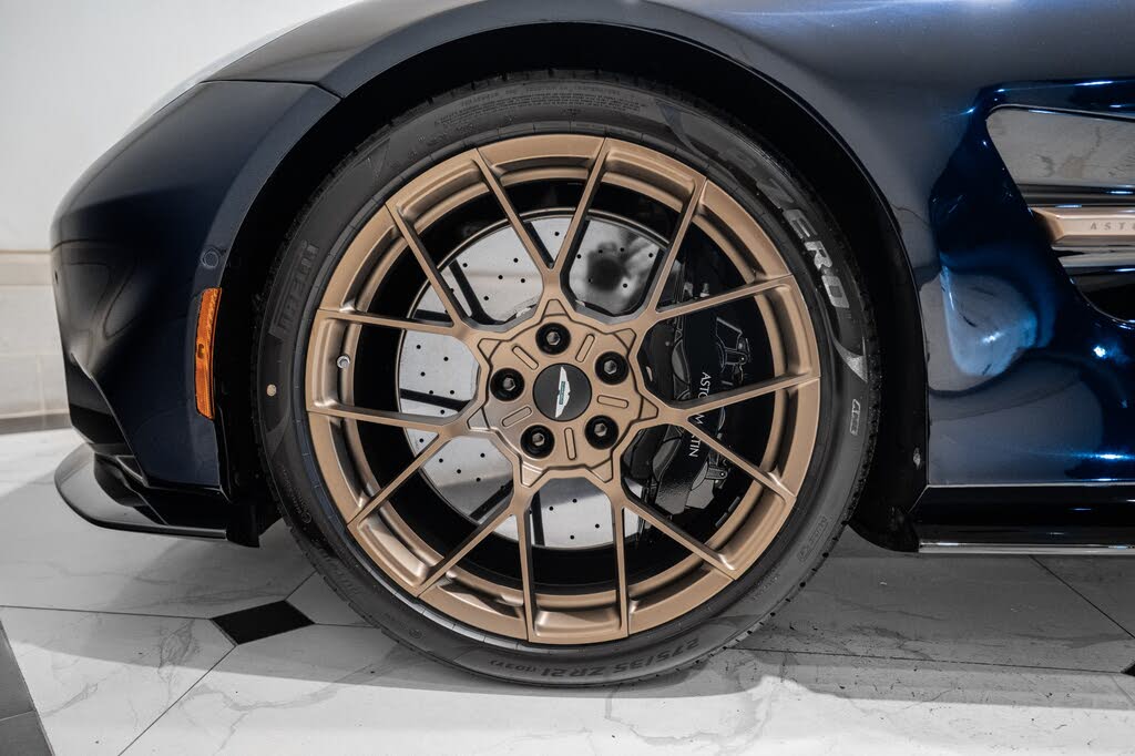 2026 Aston Martin Vanquish Volante RWD photo 4