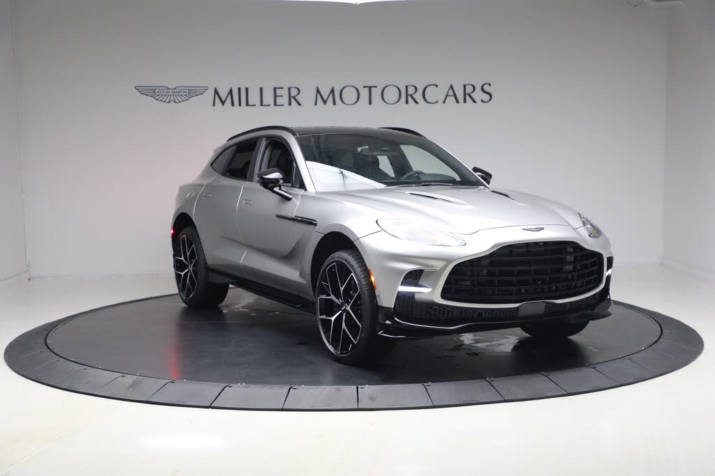 2026 Aston Martin DBX 707 AWD photo 11