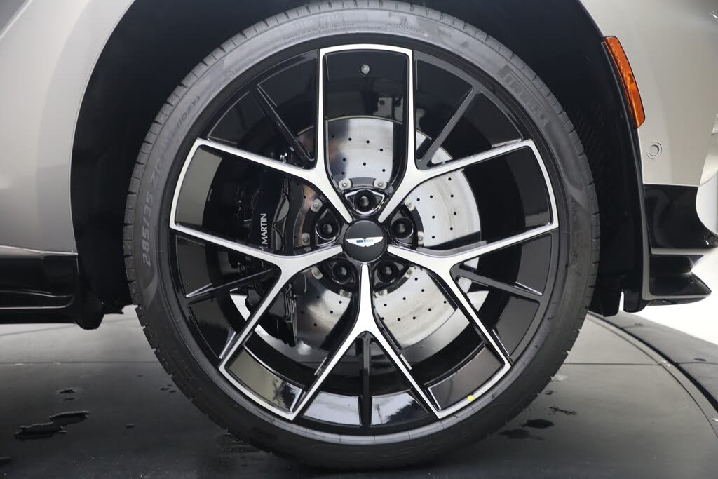 2026 Aston Martin DBX 707 AWD photo 19