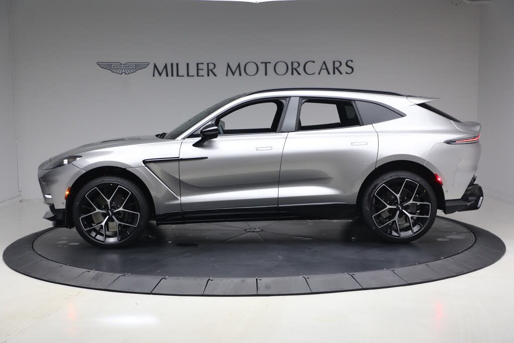 2026 Aston Martin DBX 707 AWD photo 3