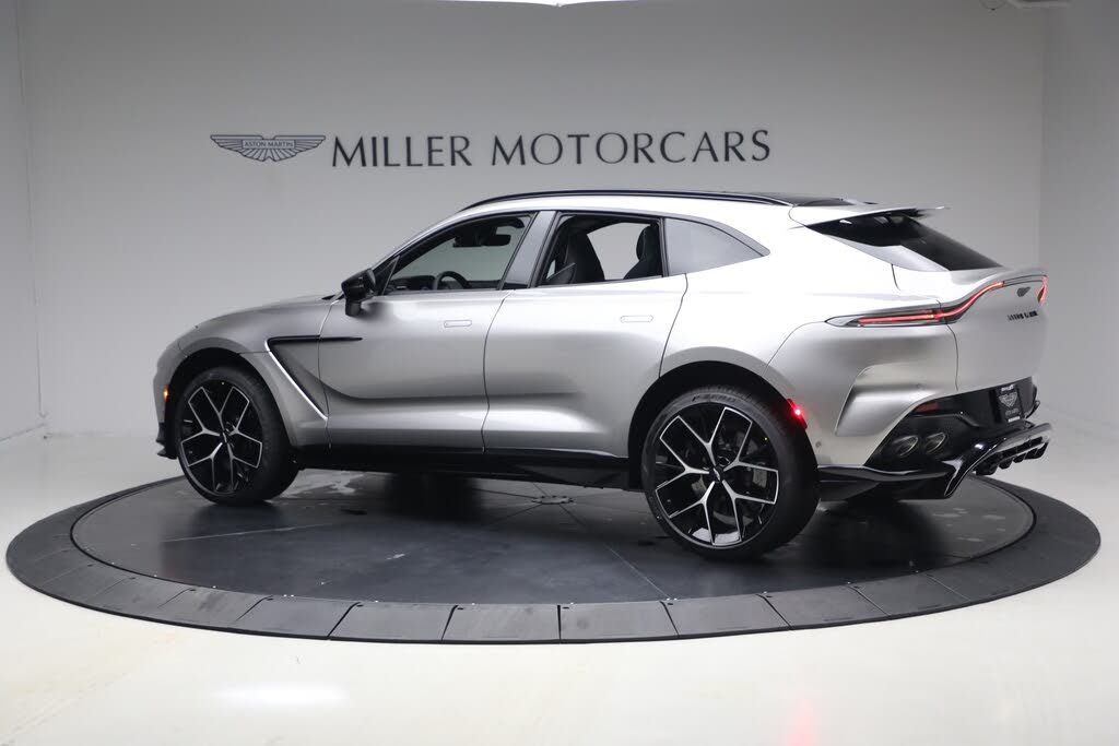 2026 Aston Martin DBX 707 AWD photo 4