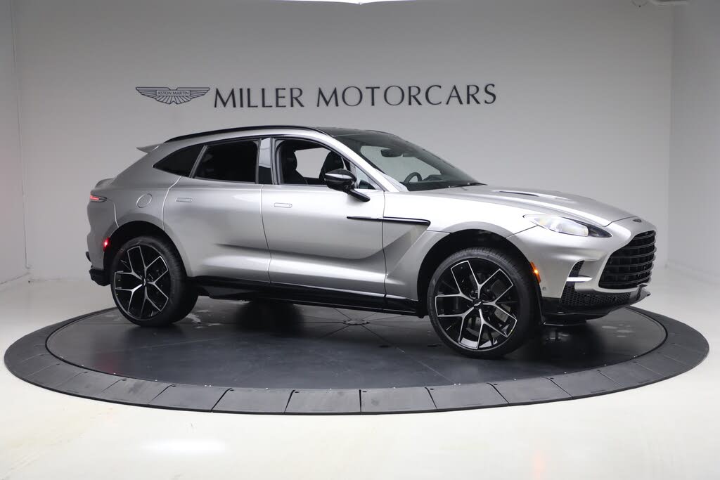 2026 Aston Martin DBX 707 AWD photo 10