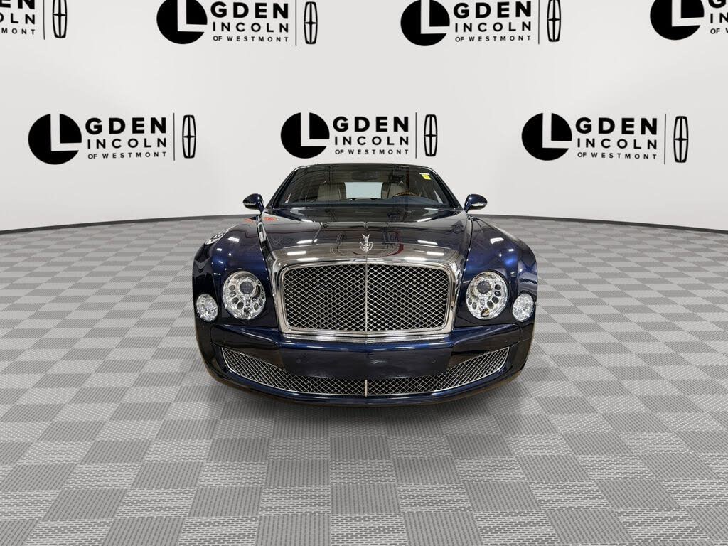 2016 Bentley Mulsanne RWD photo 3