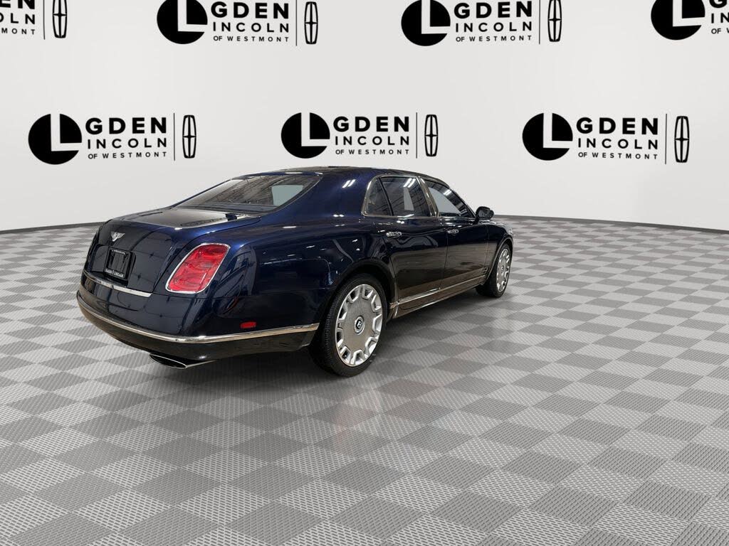 2016 Bentley Mulsanne RWD photo 8