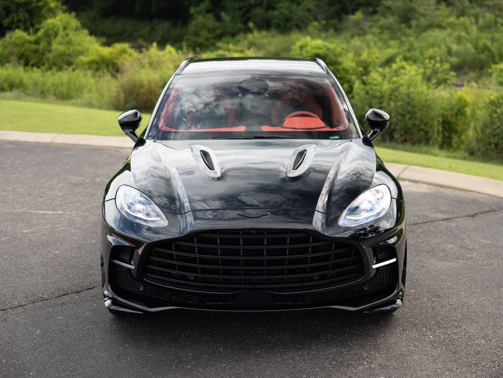 2026 Aston Martin DBX 707 AWD photo 11