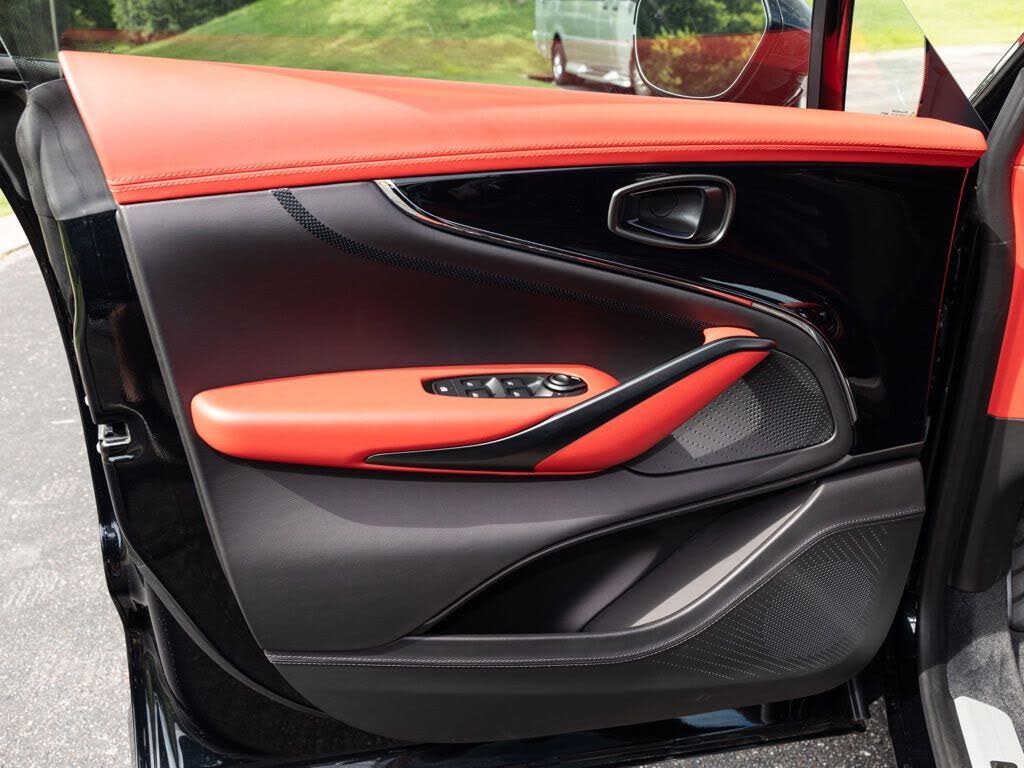 2026 Aston Martin DBX 707 AWD photo 18