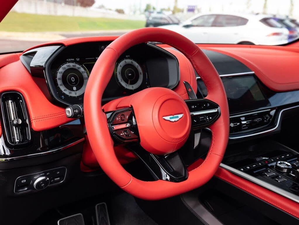 2026 Aston Martin DBX 707 AWD photo 21