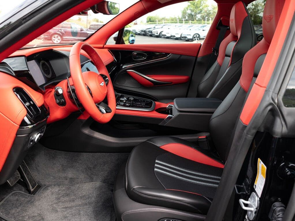2026 Aston Martin DBX 707 AWD photo 22