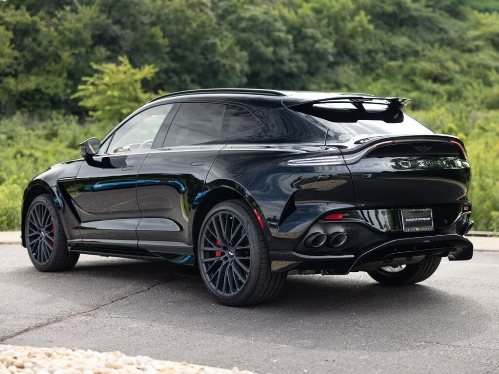 2026 Aston Martin DBX 707 AWD photo 4