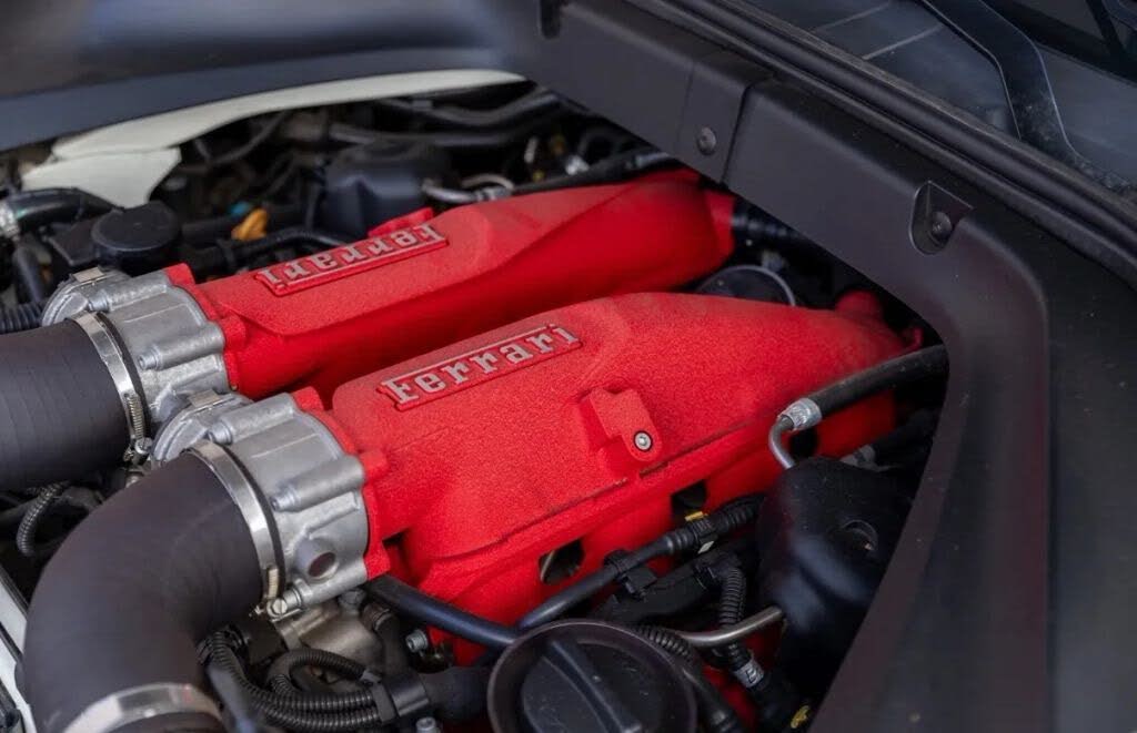 2016 Ferrari California T Roadster photo 11