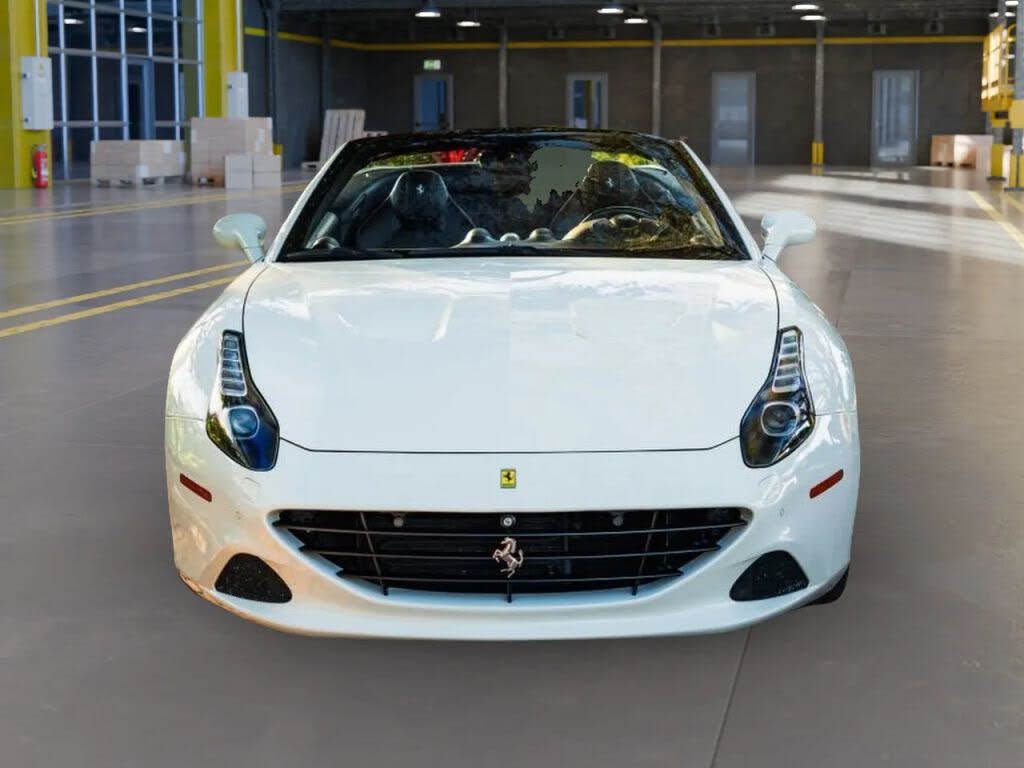 2016 Ferrari California T Roadster photo 3