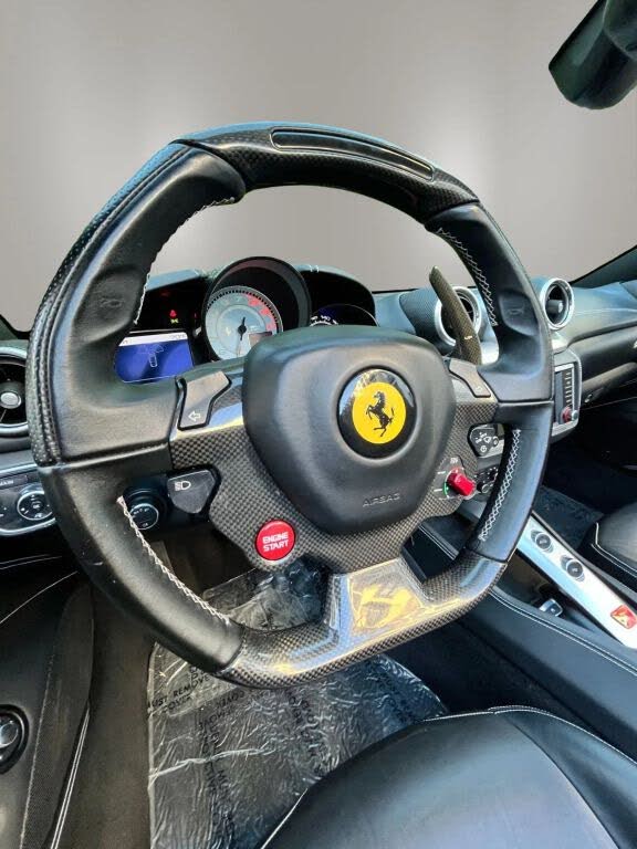 2016 Ferrari California T Roadster photo 4