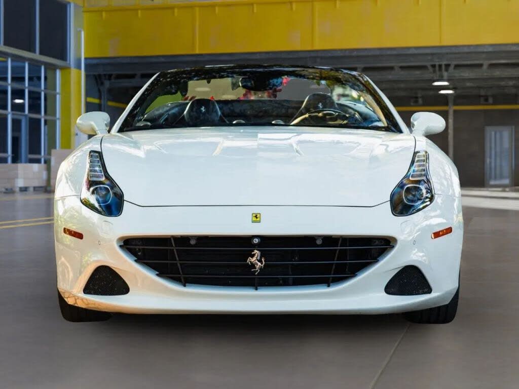 2016 Ferrari California T Roadster photo 5