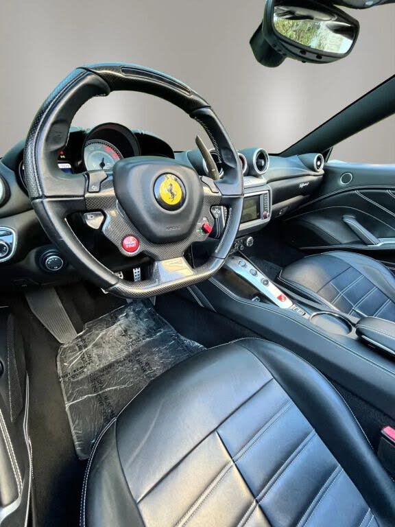 2016 Ferrari California T Roadster photo 6