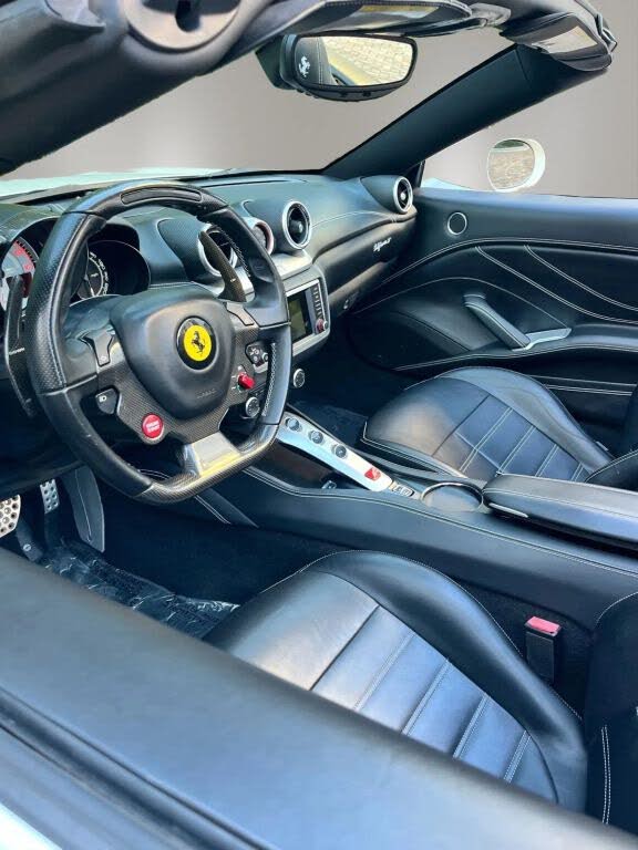 2016 Ferrari California T Roadster photo 10