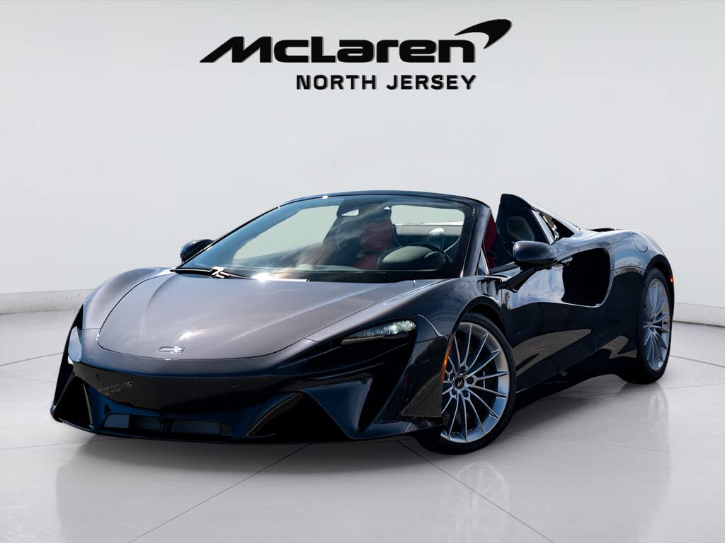2026 McLaren Artura RWD