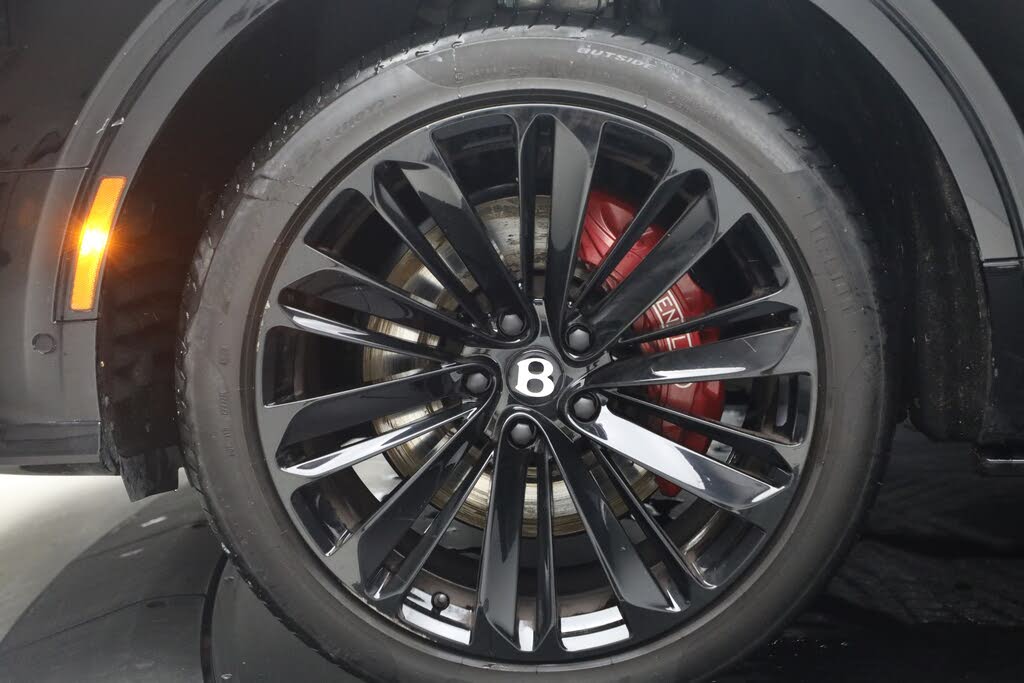 2023 Bentley Bentayga Speed AWD photo 14