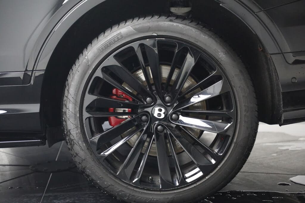 2023 Bentley Bentayga Speed AWD photo 16