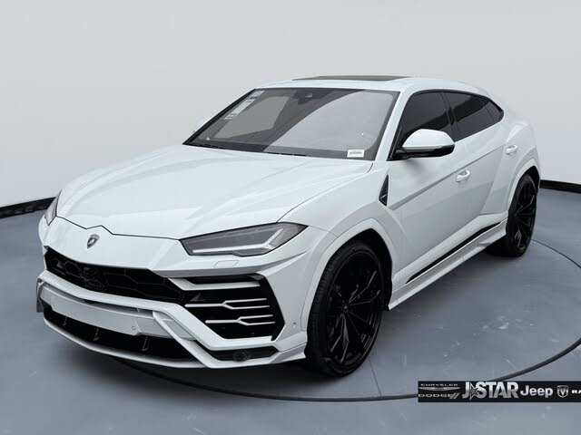 2022 Lamborghini Urus AWD