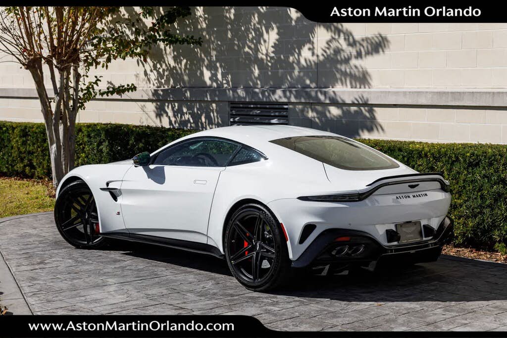 2026 Aston Martin Vantage S Coupe RWD photo 2