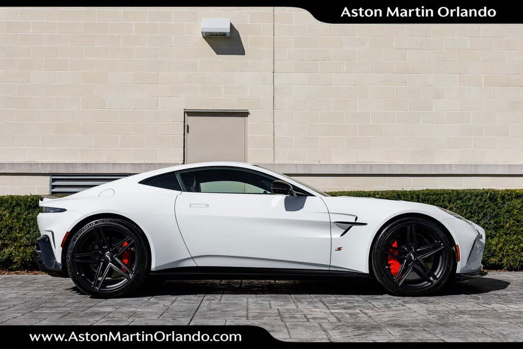2026 Aston Martin Vantage S Coupe RWD photo 17