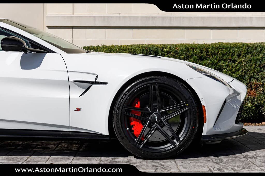 2026 Aston Martin Vantage S Coupe RWD photo 19