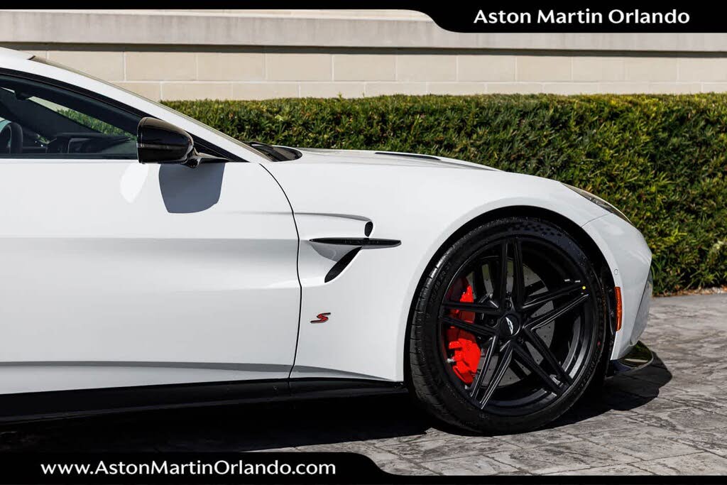 2026 Aston Martin Vantage S Coupe RWD photo 9
