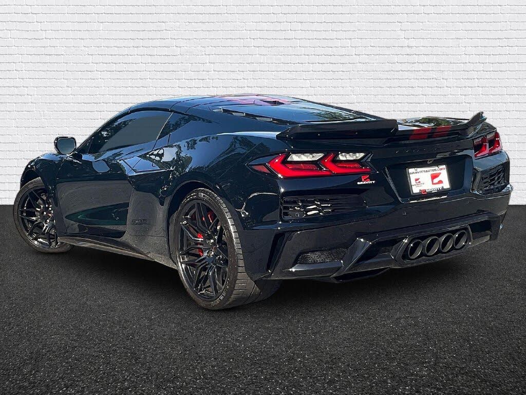 2024 Chevrolet Corvette Z06 3LZ Coupe RWD photo 4