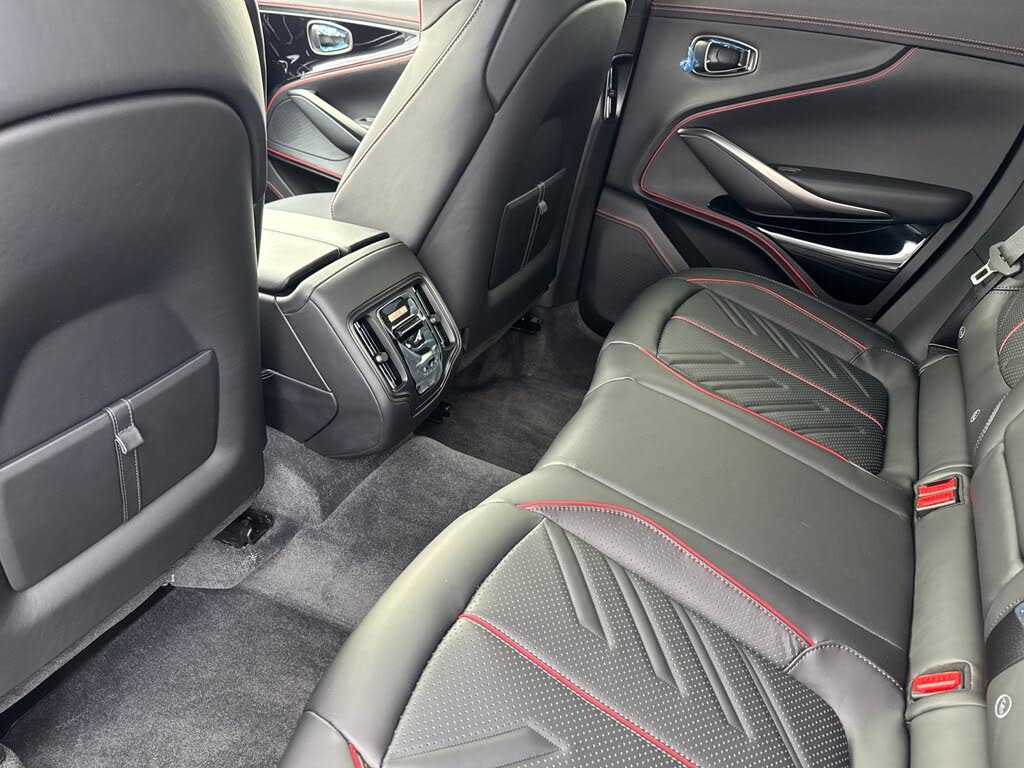 2026 Aston Martin DBX S AWD photo 15