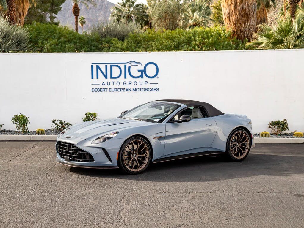 2026 Aston Martin Vantage Roadster RWD photo 2