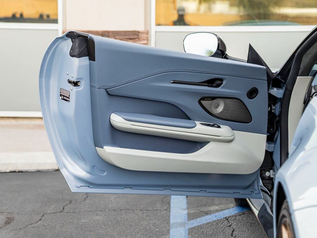 2026 Aston Martin Vantage Roadster RWD photo 14