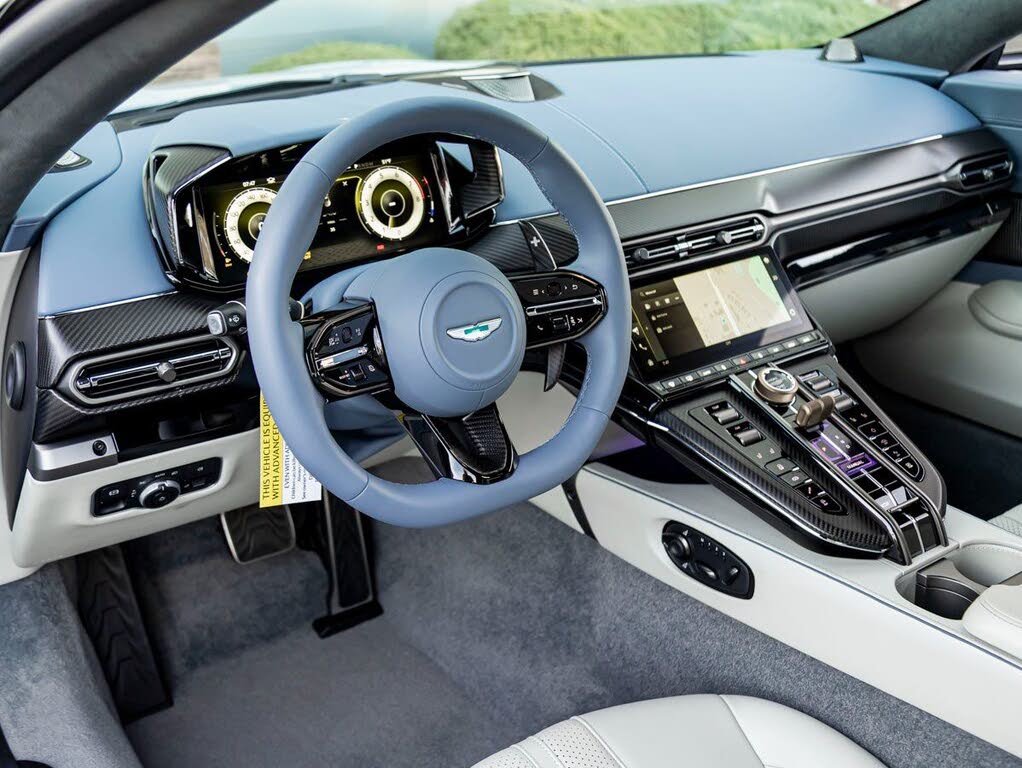2026 Aston Martin Vantage Roadster RWD photo 18