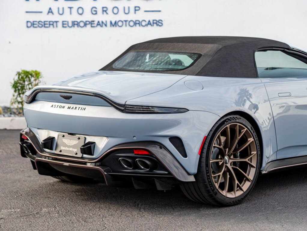 2026 Aston Martin Vantage Roadster RWD photo 9