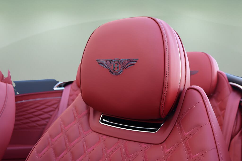 2026 Bentley Continental GTC Azure AWD photo 16