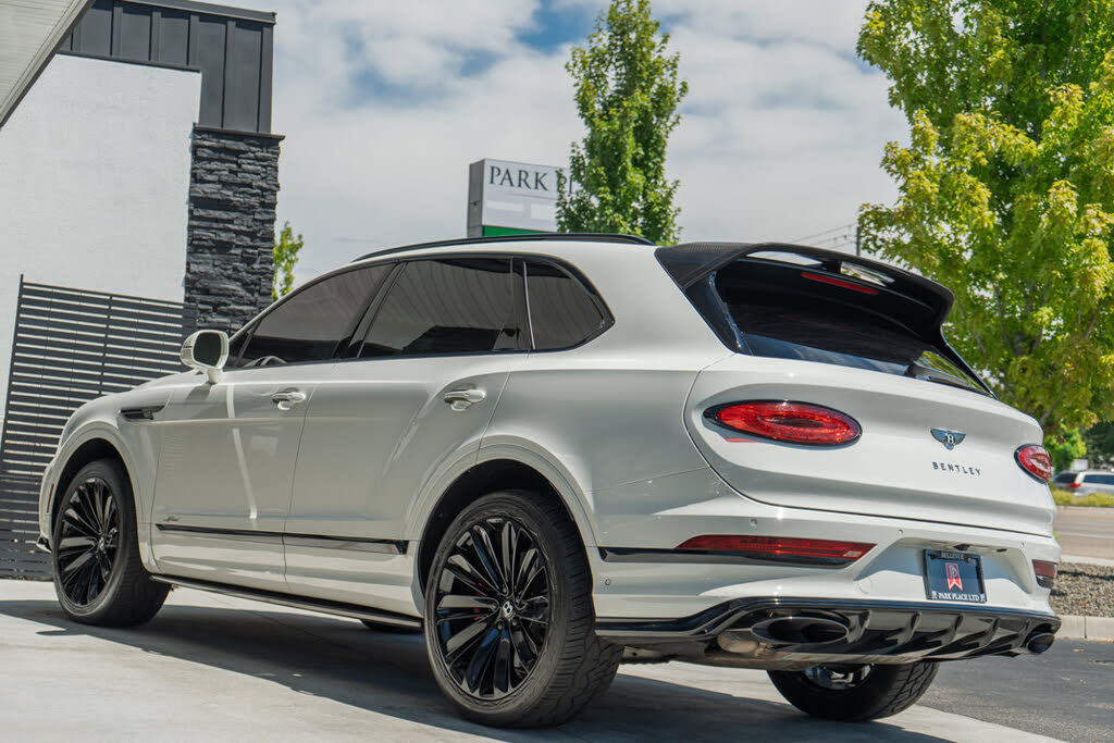 2021 Bentley Bentayga Speed AWD photo 11