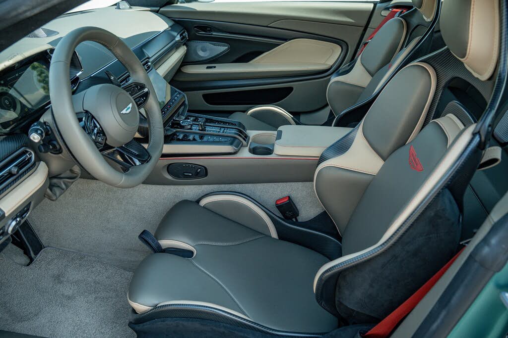 2026 Aston Martin Vanquish Coupe RWD photo 20