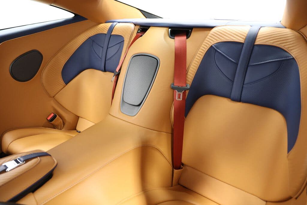 2023 Aston Martin DBS 770 Ultimate Coupe RWD photo 4