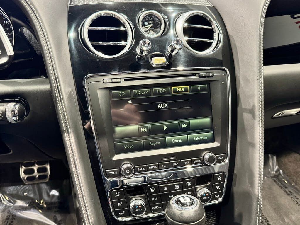 2018 Bentley Flying Spur V8 AWD photo 20