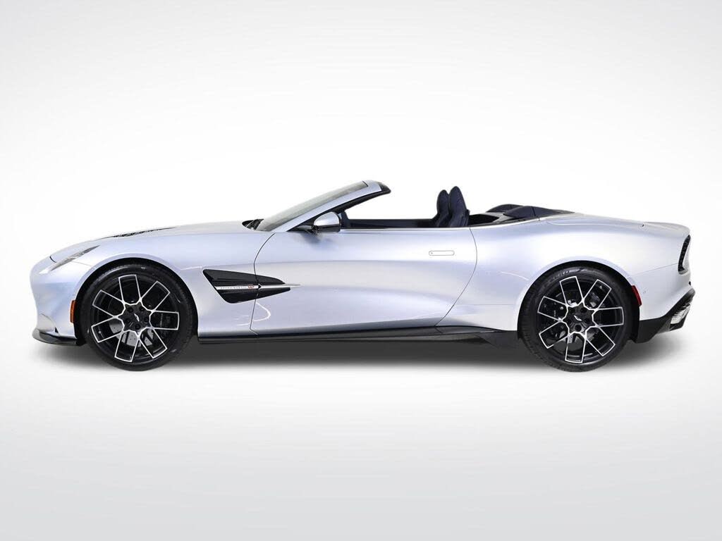 2026 Aston Martin Vanquish Volante RWD photo 2